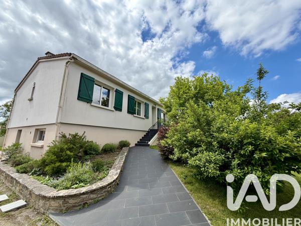 Maison à vendre 8 pièces 144 m² Montaigu-Vendée