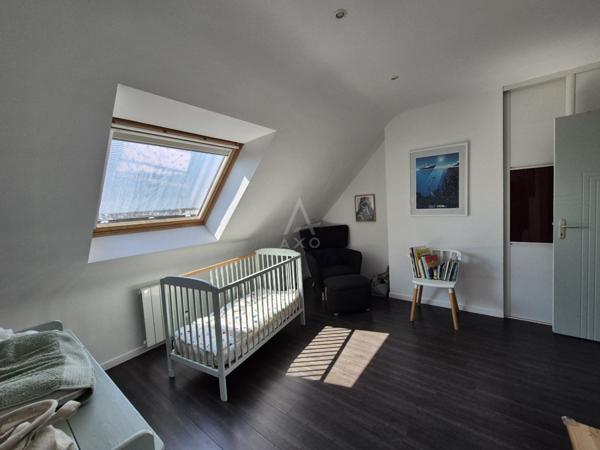 Le charme contemporain sur un écrin paysager de 1 030 m²