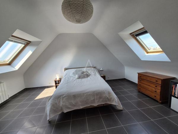 Le charme contemporain sur un écrin paysager de 1 030 m²