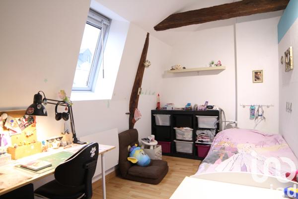 Maison à vendre 5 pièces 141 m² Saint-Étienne-de-Chigny