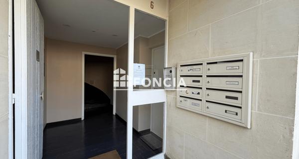 Location Studio 15.02 m² - Louveciennes 78430