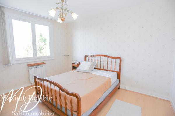 Maison avec jardin et garage – Quartier Prémartine