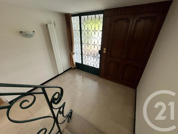 Maison à vendre  7 pièces - 145,54 m 2   ARTIGUES PRES BORDEAUX  - 33