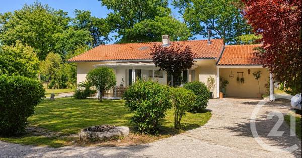Maison à vendre  7 pièces - 145,54 m 2   ARTIGUES PRES BORDEAUX  - 33