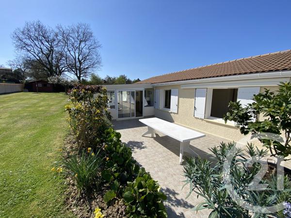 Maison à vendre  7 pièces - 145,54 m 2   ARTIGUES PRES BORDEAUX  - 33
