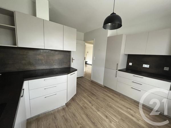 Maison à vendre  7 pièces - 145,54 m 2   ARTIGUES PRES BORDEAUX  - 33