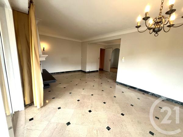 Maison à vendre  7 pièces - 145,54 m 2   ARTIGUES PRES BORDEAUX  - 33