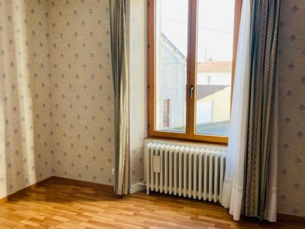 Location Maison 7 pièces Parthenay (79200) - michelet