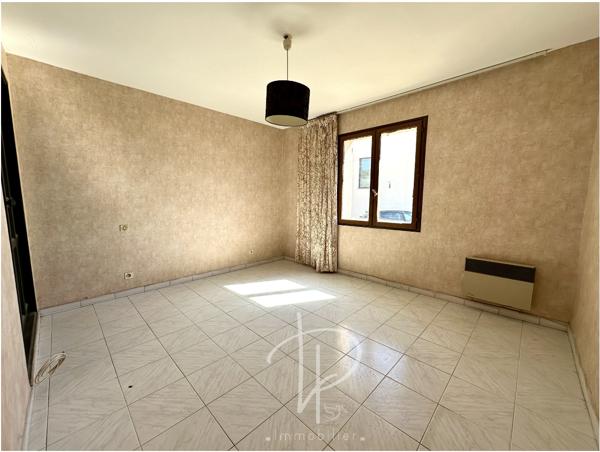 Vitrolles (13127) MAISON 7 pièces de 173 m2