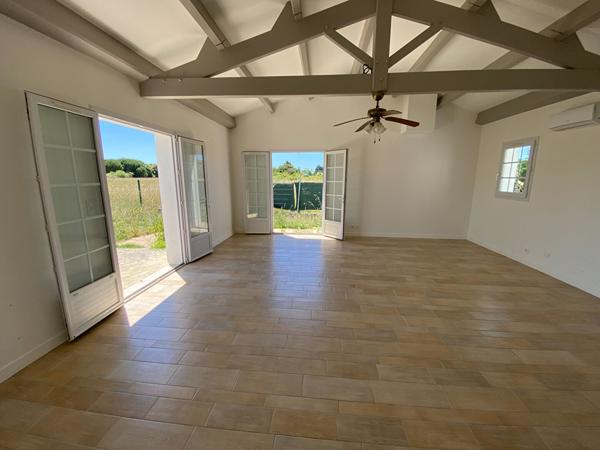 LA BREE LES BAINS - maison 3 chambres - 118 m² - proche plages et marché