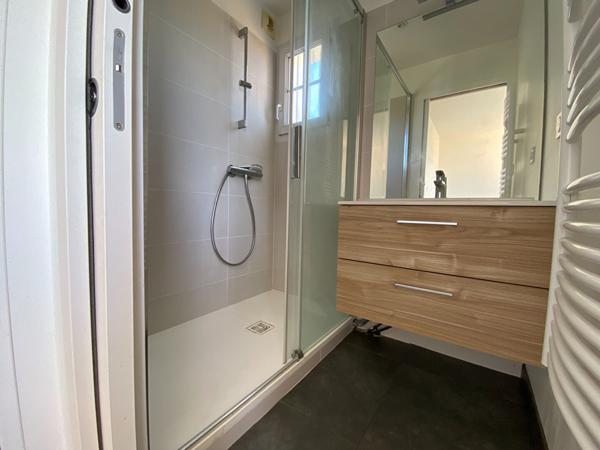 LA BREE LES BAINS - maison 3 chambres - 118 m² - proche plages et marché