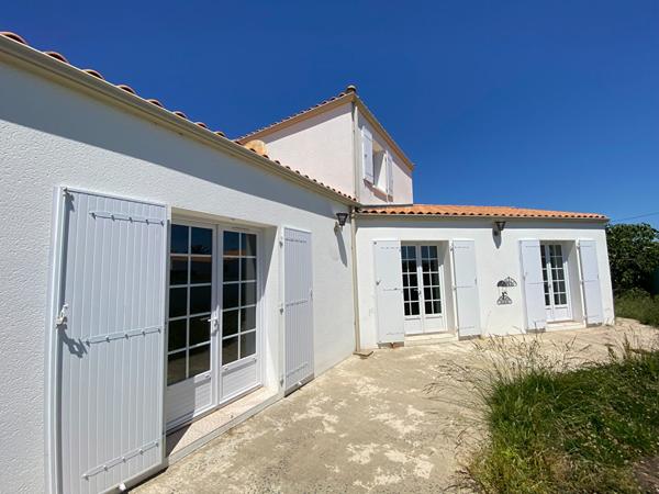 LA BREE LES BAINS - maison 3 chambres - 118 m² - proche plages et marché