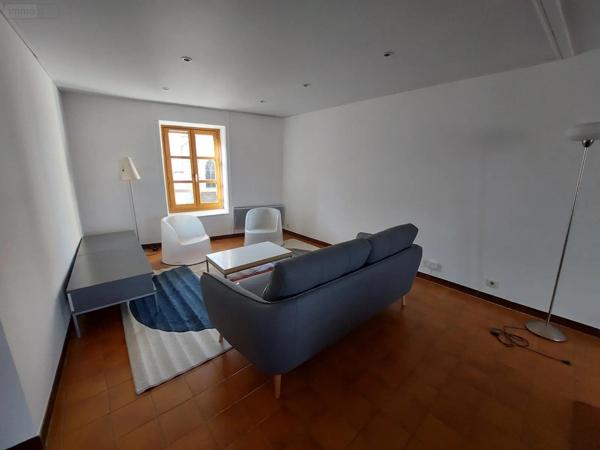 Location - Appartement Bourg-en-Bresse 01000 2 pièces 55 m 2