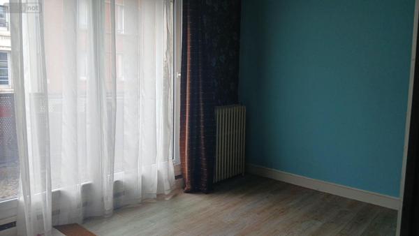 Local mixte (Pro/Hab) à vendre à Gournay-en-Bray en Seine-Maritime (76220), ref : VENT/515