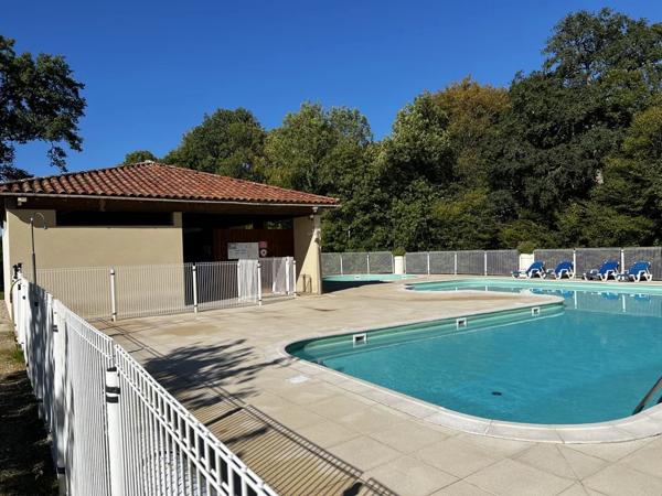 Secteur Lacapelle-Marival: 2 maisons, un prix! Copropriété
