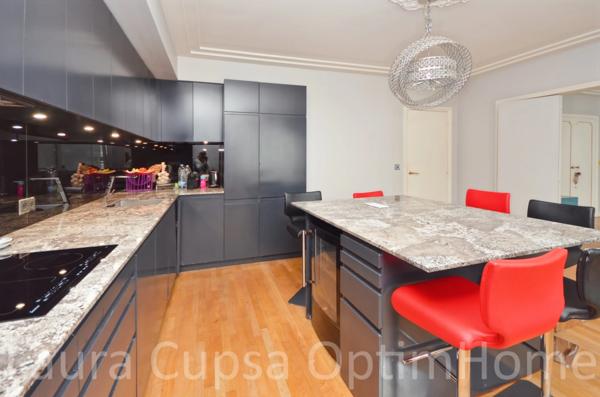 BOURG LA REINE - 6P - 141,18 M² - PROCHE CENTRE VILLE - DERNIER ETAGE - TERRASSE 130 M² ENV. - CAVE - PARKING