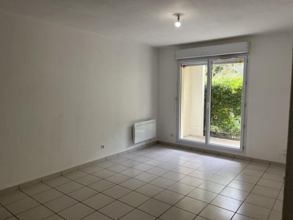 Appartement à louer 780 € CC Langon 3 p 50 m² DPE