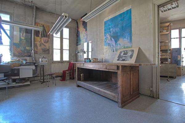 AGEN HYPER CENTRE VILLE - LOCAL COMMERCIAL DE 300 m² DANS UN IMMEUBLE DE CARACTERE SITUE SUR UN AXE PASSANT AVEC VITRINE !