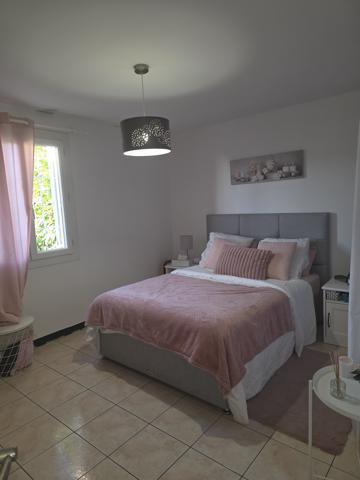 Maison
         5 pièces
        - 135 m² Exclusivité 349 500 € *