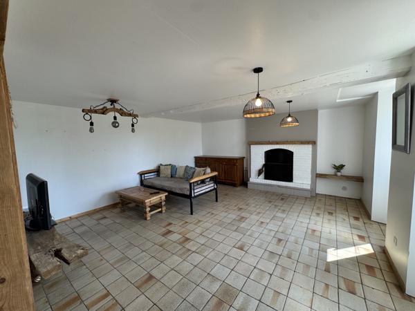 Maison 6 pièces à vendre à Condéon