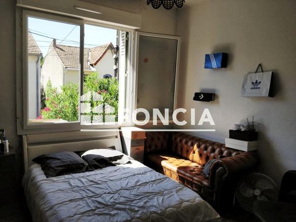 Location Maison 4 pièces 103.66 m² - 17 RUE DE BARCELONE Nimes 30000