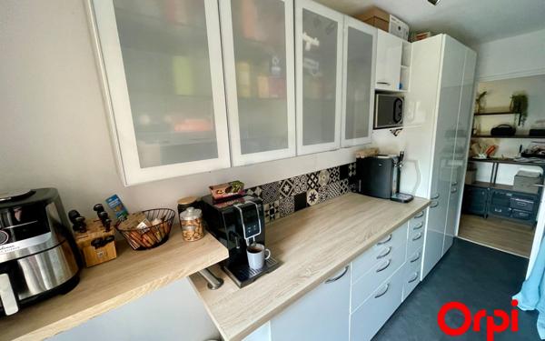 Appartement à vendre    3 pièces • 66 m2 Montigny-le-Bretonneux