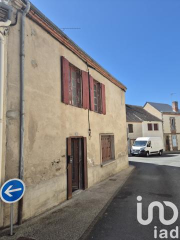 Maison de village 3 pièces de 55 m² à Huriel (03380)