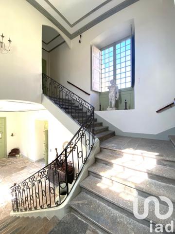 Château 30 pièces de 1 380 m² à Chabeuil (26120)