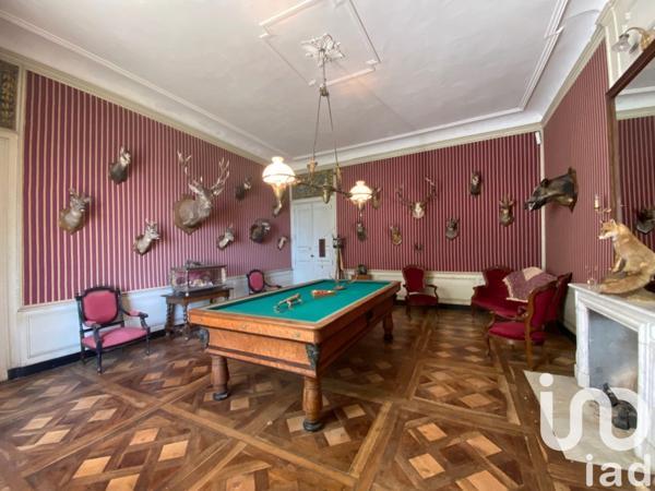 Château 30 pièces de 1 380 m² à Chabeuil (26120)