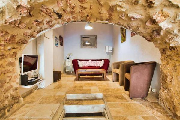 Maison ancienne - Sarlat-la-caneda SARLAT- Maison en pierre idéalement située avec terrain et jaccuzi