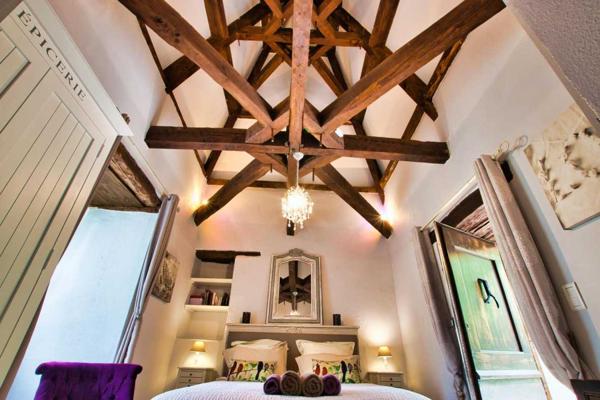 Maison ancienne - Sarlat-la-caneda SARLAT- Maison en pierre idéalement située avec terrain et jaccuzi