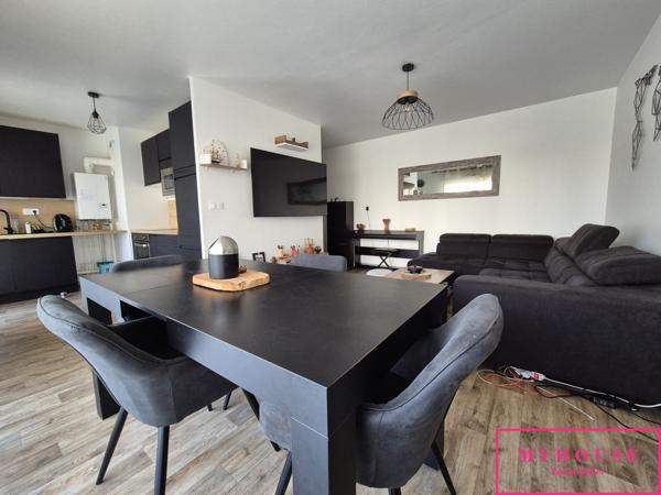 Appartement
                                                                                                                                                                                                                                                                                                                        3 pièce(s)                                                                                                                                                                                                          2 chambre(s)                                                                                                                                                                                                          64.28  m²
