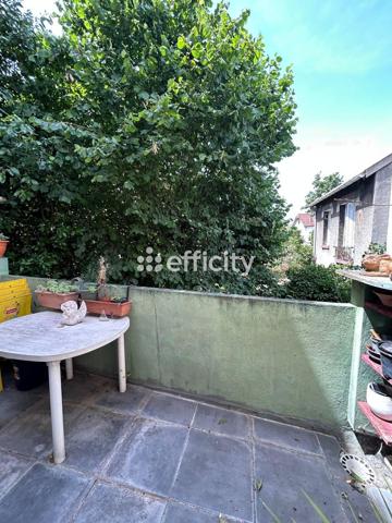 Maison
         4 pièces
        - 73 m² 249 000 € *