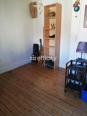 Maison
         4 pièces
        - 73 m² 249 000 € *