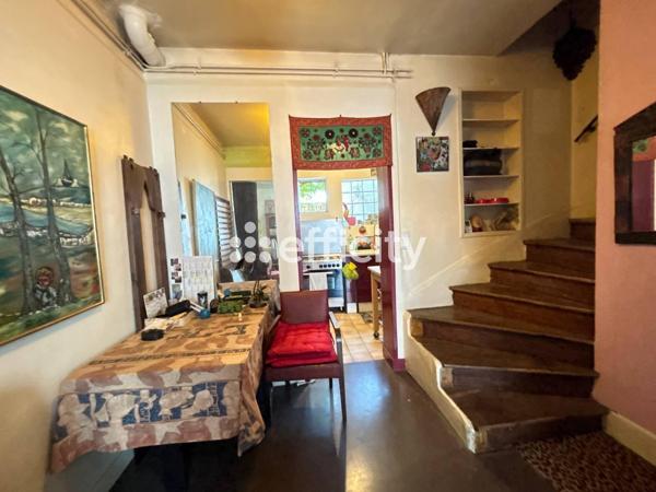 Maison
         4 pièces
        - 73 m² 249 000 € *
