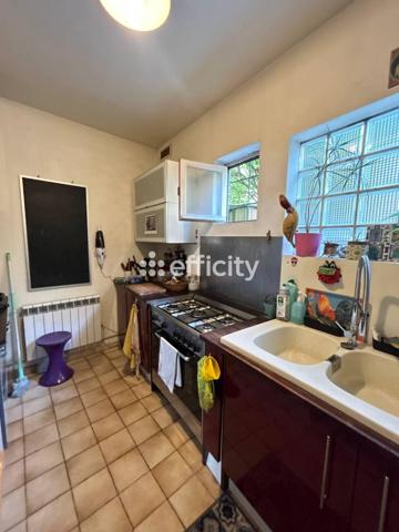 Maison
         4 pièces
        - 73 m² 249 000 € *