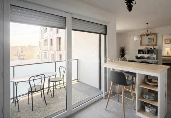 Un appartement moderne, prêt à vivre, au coeur d'un emplacement stratégique