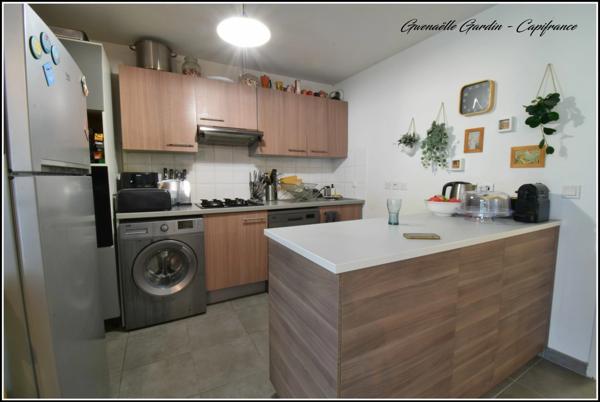 LE HAILLAN - Appartement 4 pièces 94 m² avec terrasse, jardin et parkings