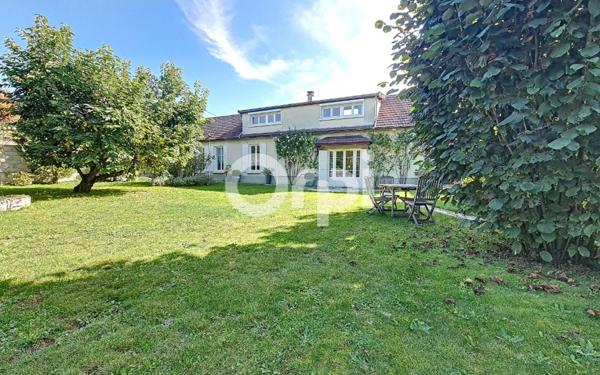 Maison à vendre    5 pièces •  Longueil-Sainte-Marie