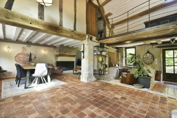 Vente / Maison et grand terrain