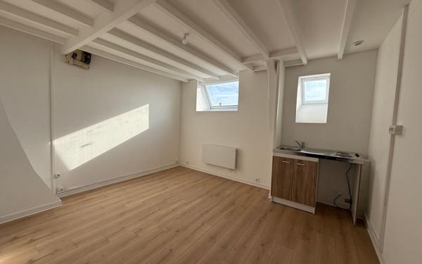 Appartement à louer    1 pièce •  Tourcoing