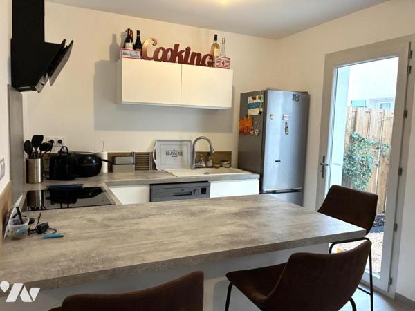 VILLA T4 AVEC JARDINER CENTRE VILLE SAINT-MAXIMIN