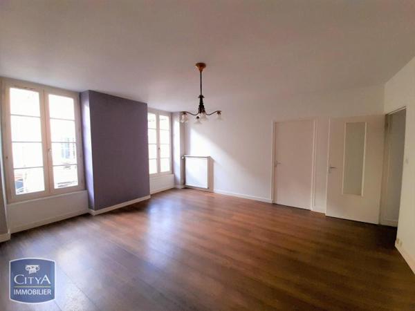 Appartement à louer 2 pièces 59.4m²