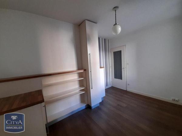 Appartement à louer 2 pièces 59.4m²