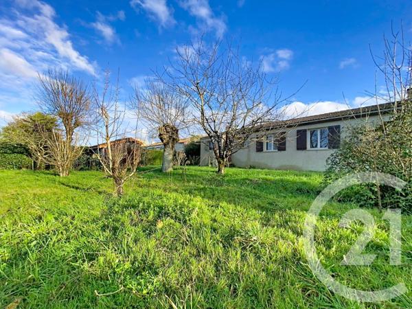 Maison à vendre  4 pièces - 91,50 m2 ROCHEFORT - 17