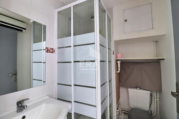 A Vendre appartement type 1 de 23m2-Vue dégagée-place de parking à Marseille 13011 résidence château saint Jacques