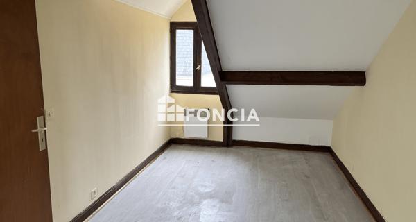 Location Appartement 3 pièces 41 m² - Fontainebleau 77300