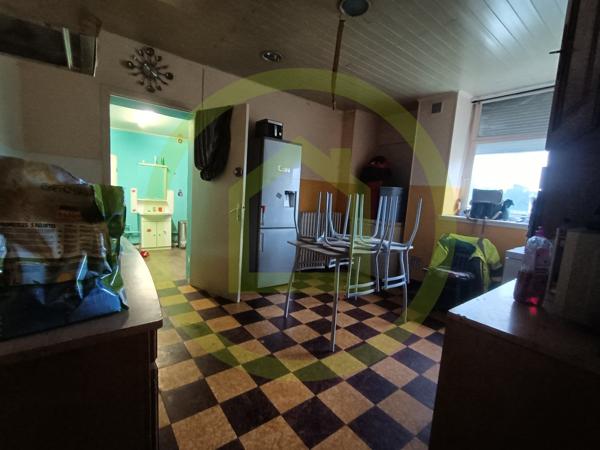 Immeuble à FOURMIES (59610)