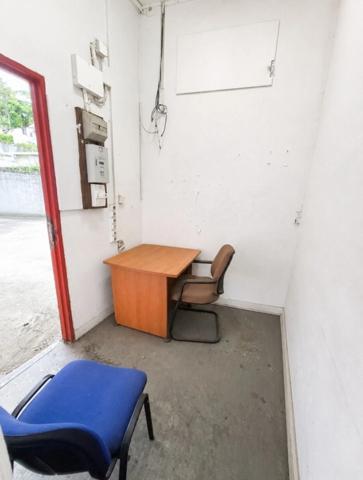A louer – Local Commercial de 79m² – Route de Redoute – FORT-DE-FRANCE