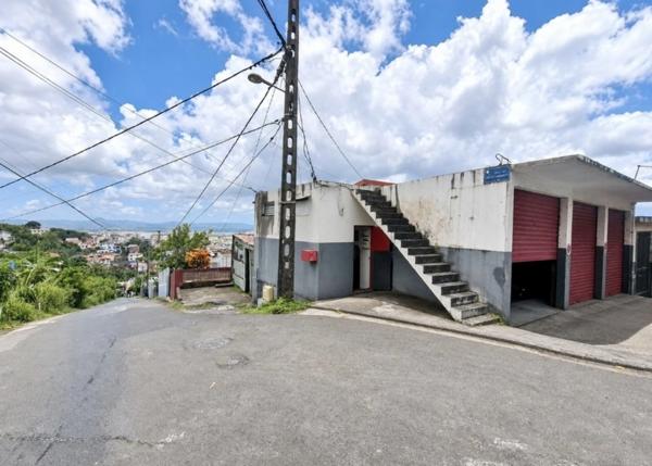 A louer – Local Commercial de 79m² – Route de Redoute – FORT-DE-FRANCE